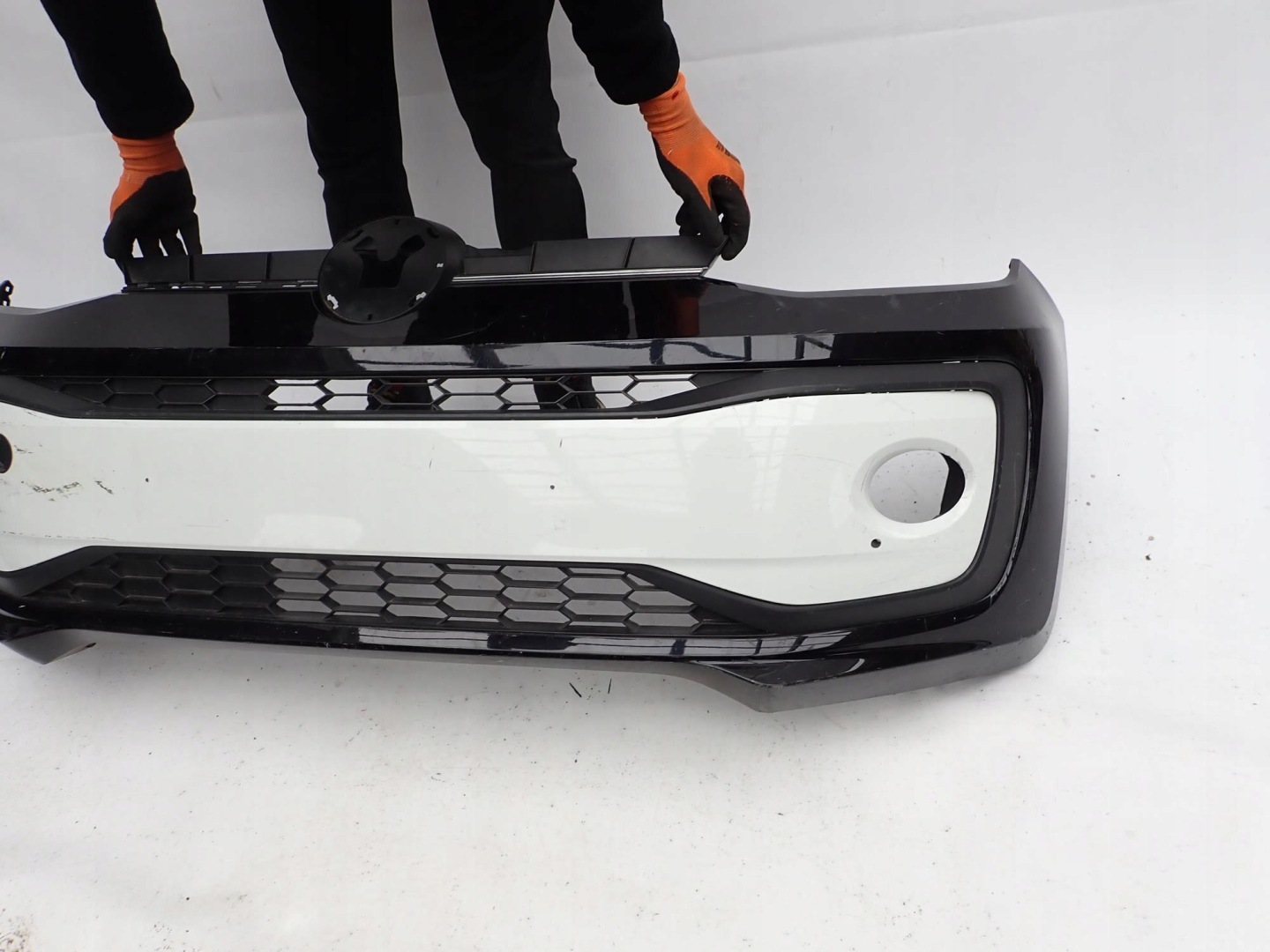 VW UP LIFT 16-23 nárazník předek přední