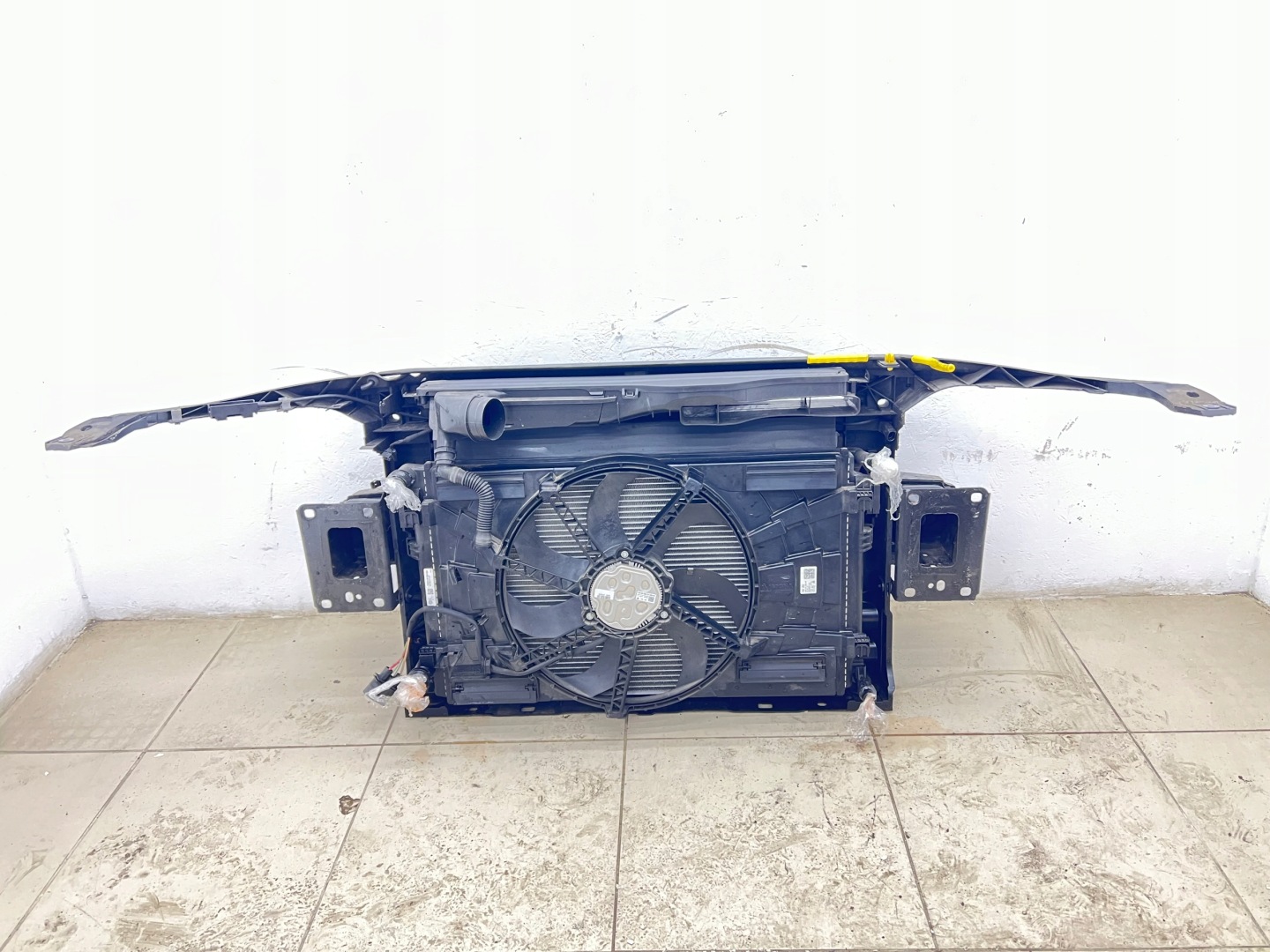 support panel for radiators pillar iron complete SKODA OCTAVIA III LIFT 1.4 TSI