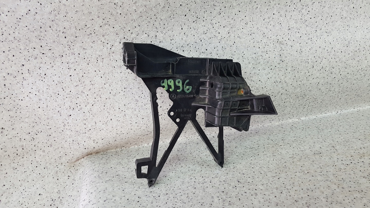 MERCEDES E KLASA W213 OKULAR console holder lights left front 9996