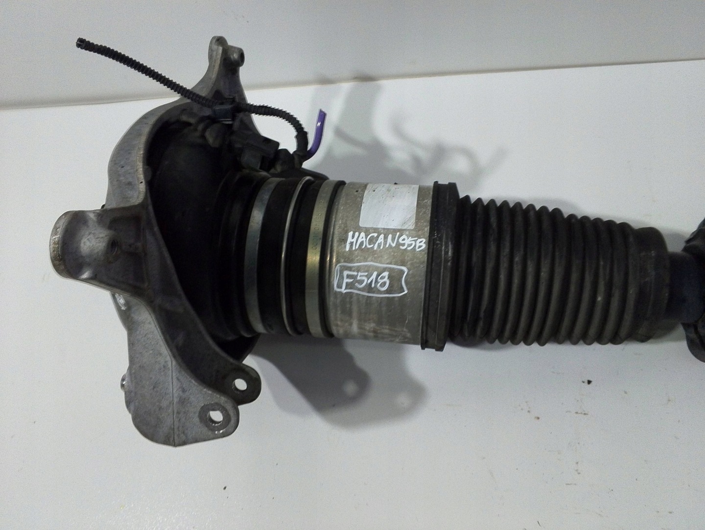 Porsche Macan (95B) shock absorber miech front left 95B413031E (F518)