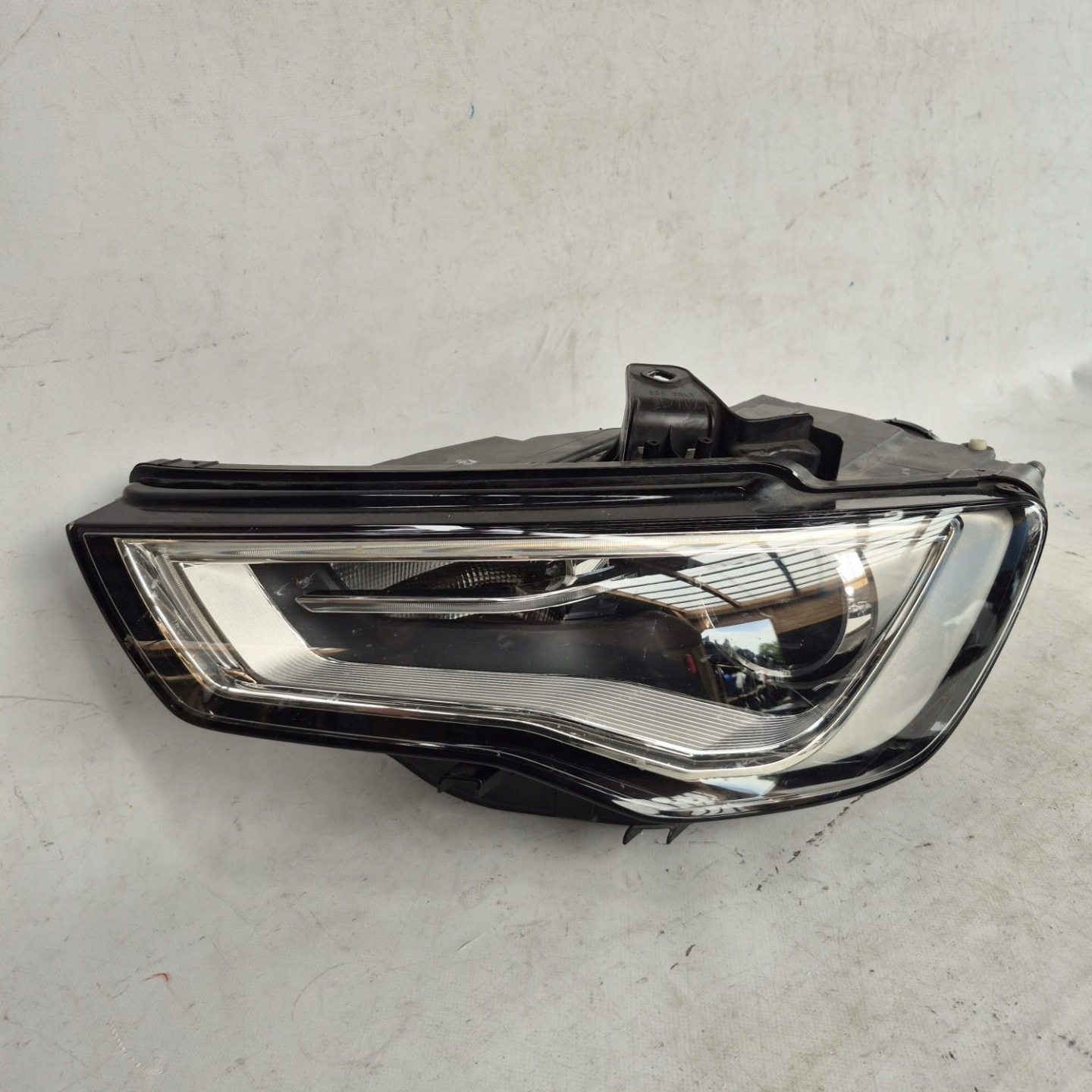 AUDI A3 8V 12-16 light left front front XENON 8V0941005