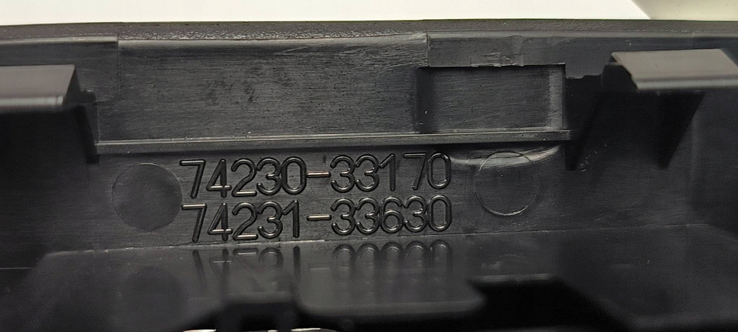 button lifting windows 74230-33170 LEXUS ES300H VII