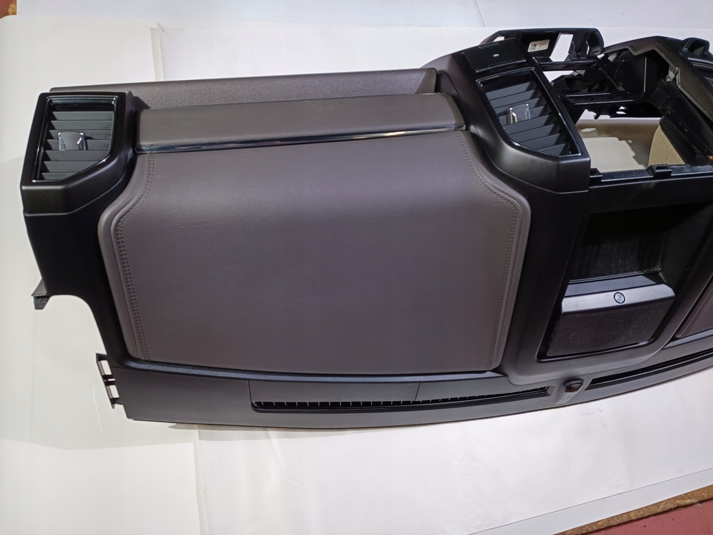 dashboard console cockpit airbag airbag Ford Expedition 2018