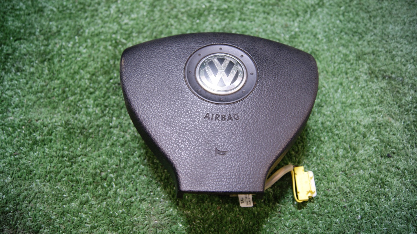 dashboard instrument panel VOLKSWAGEN EOS 1K0880201BT 1Q1858705