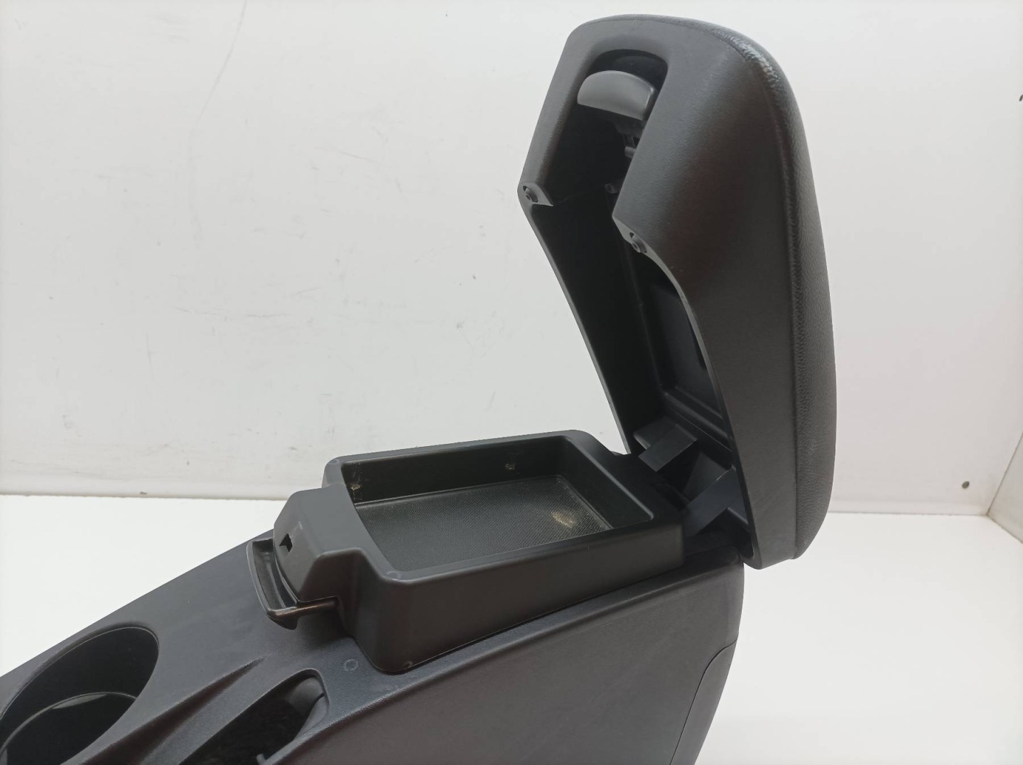 TUNEL media bracciolo LIFT USB AUX Kia Ceed e (2006-2012)