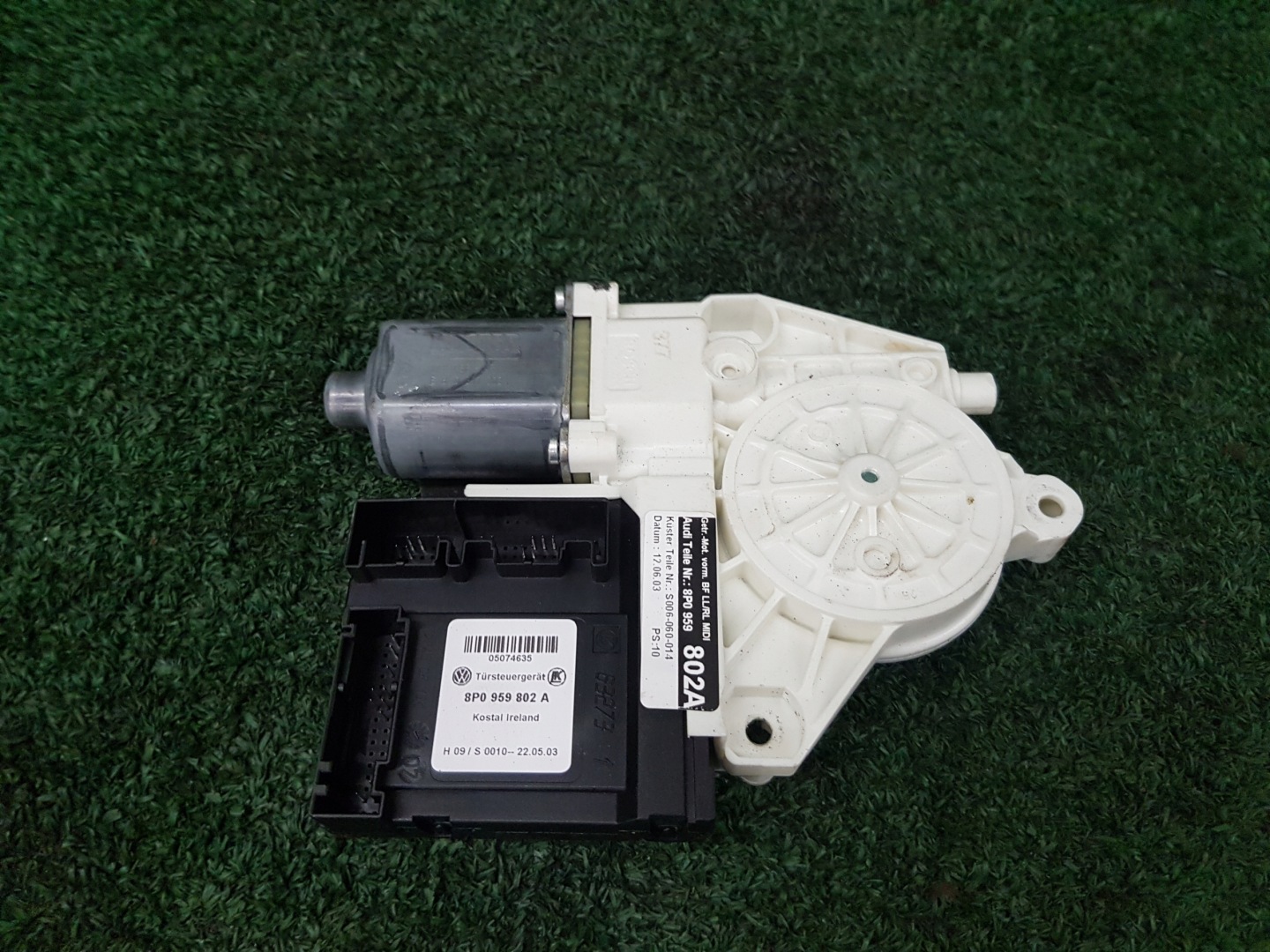 mini motor windows right front front AUDI A3 8P