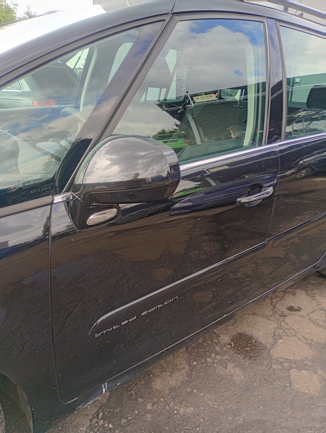 door left front front Citroen C4 Picasso FL 10-15 kod lakieru EXYB