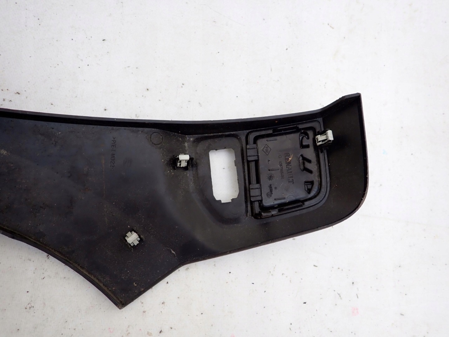 DACIA DUSTER II 2 17-24 moulding cap left front