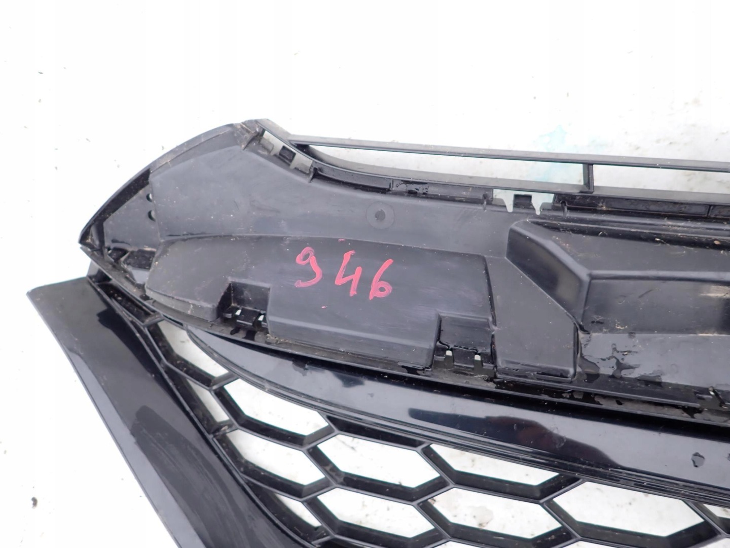 HONDA CR-V V 5 LIFT 19-23 Grill Grill