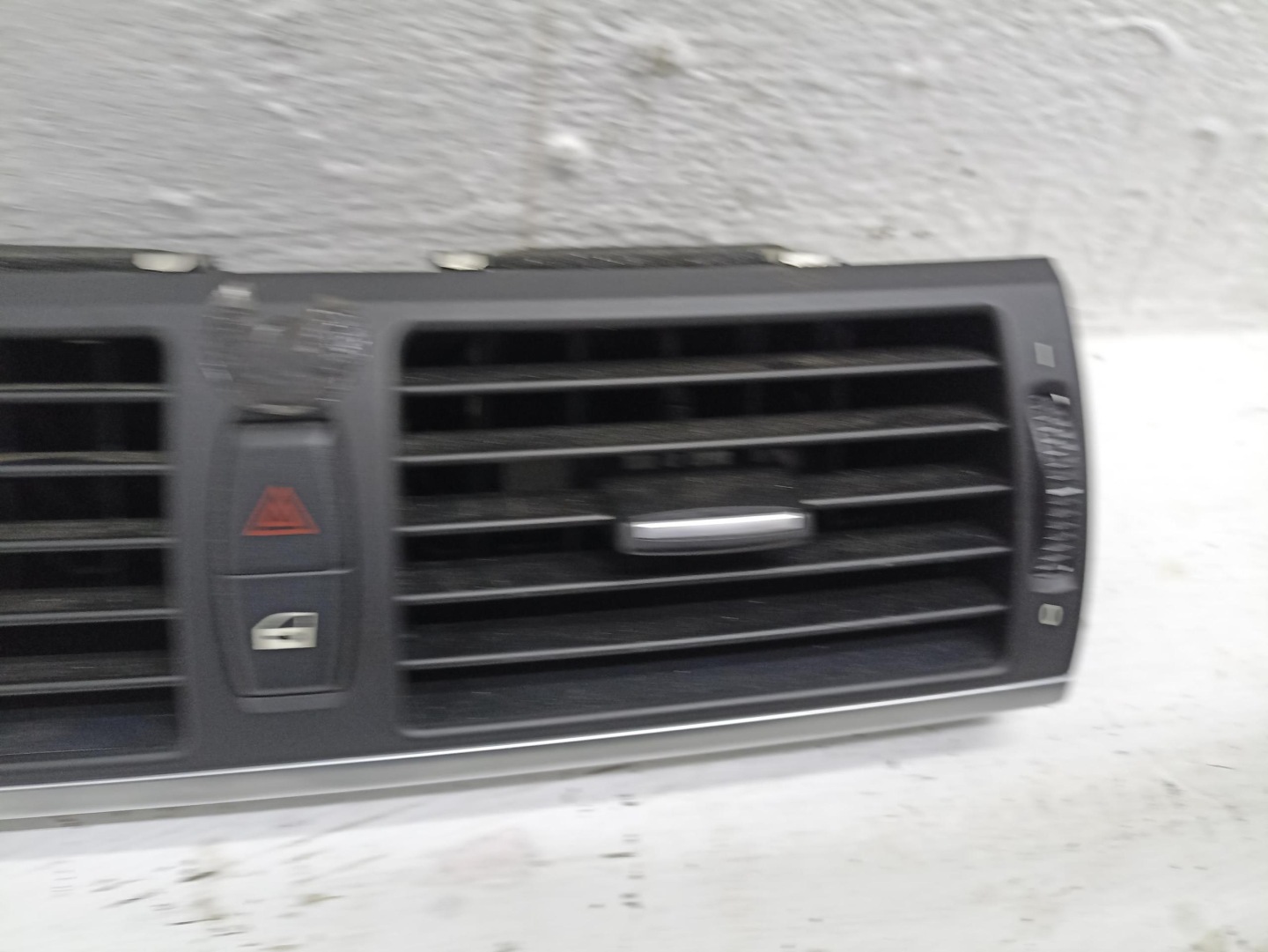 grid air conditioning devices central BMW X6 E71 / LCI 9210705