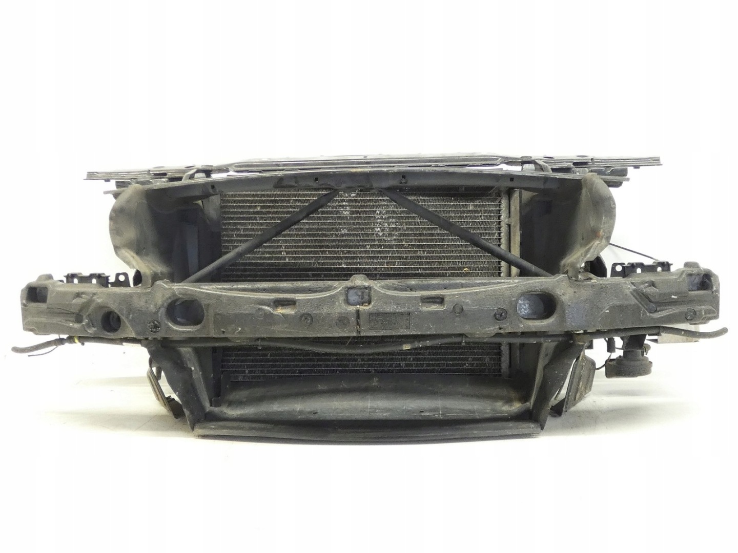 support panel for radiators pillar iron sider radiator BMW Z4 E89 N52 09-16R