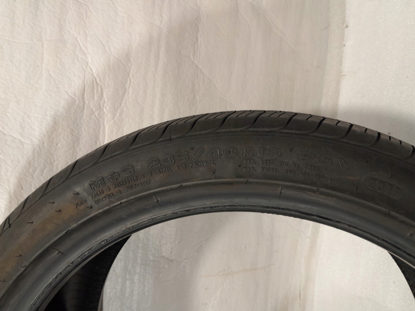 gomma letnia Goodyear Eagle Touring 235/40 R19