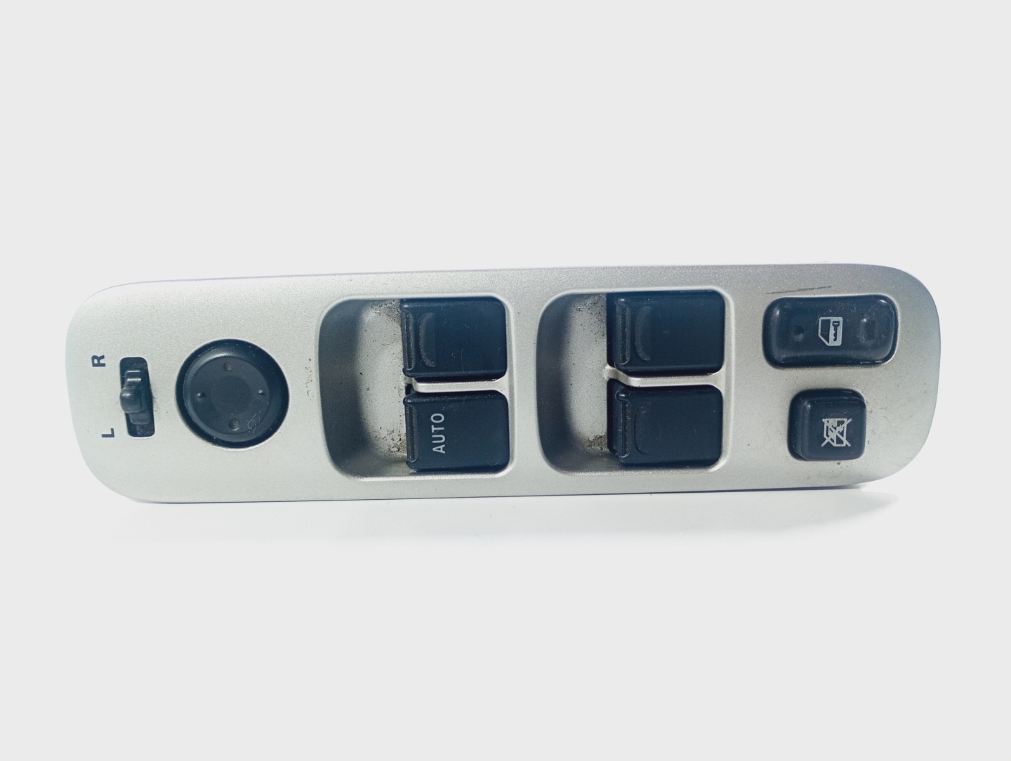 switch switch panel of the window and of mirrors left front Suzuki Liana 02-07