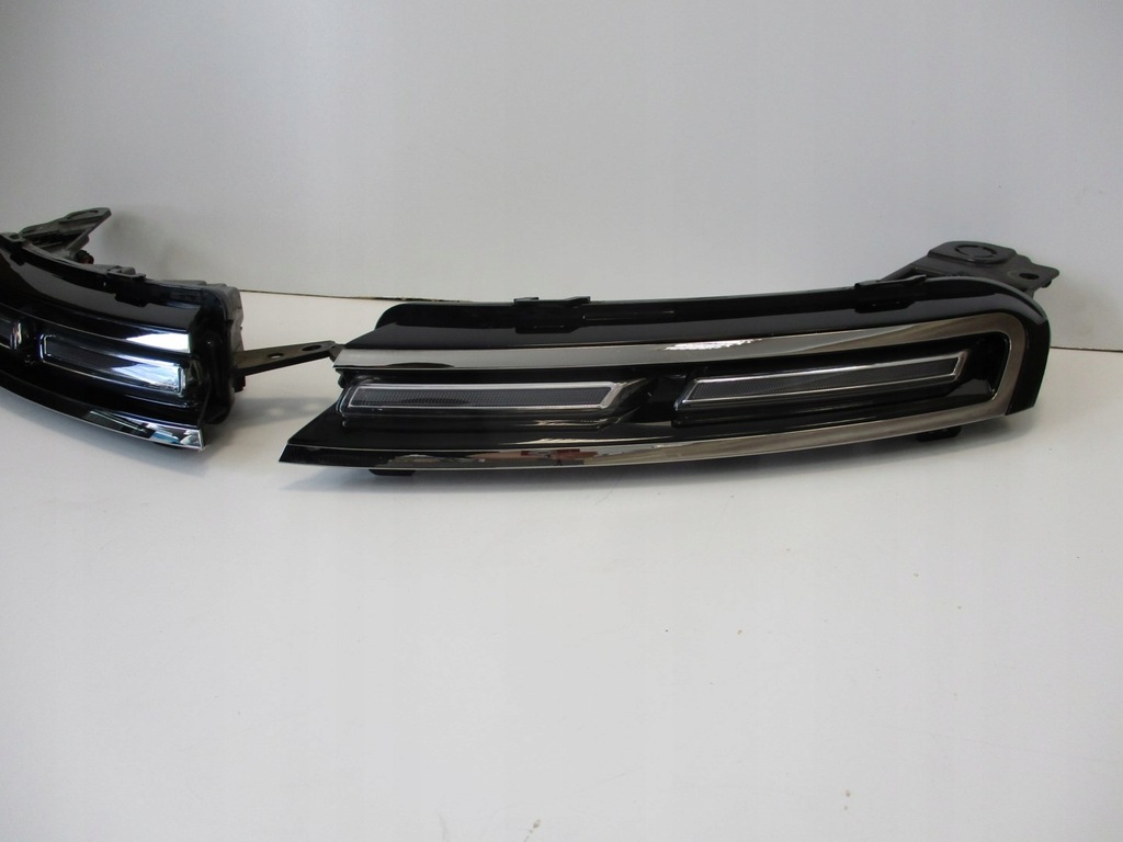 light lights front DRL CITROEN C5 AIRCROSS right left 20210121 20200922