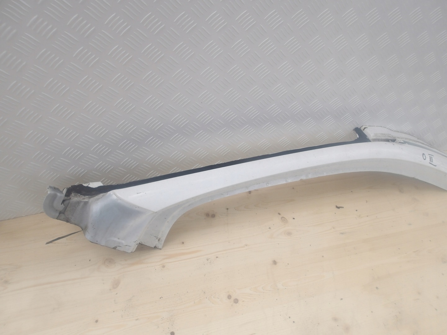 MITSUBISHI OUTLANDER III 12-22 pillar roof front left long front OE