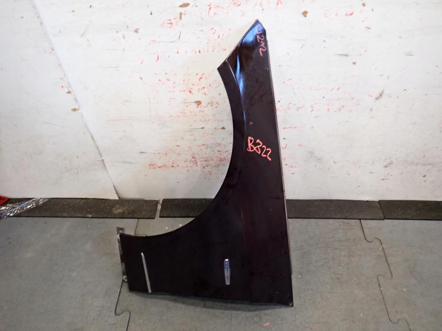fender front front left MERCEDES E-KLASA W212 2009-2016 A2128810901