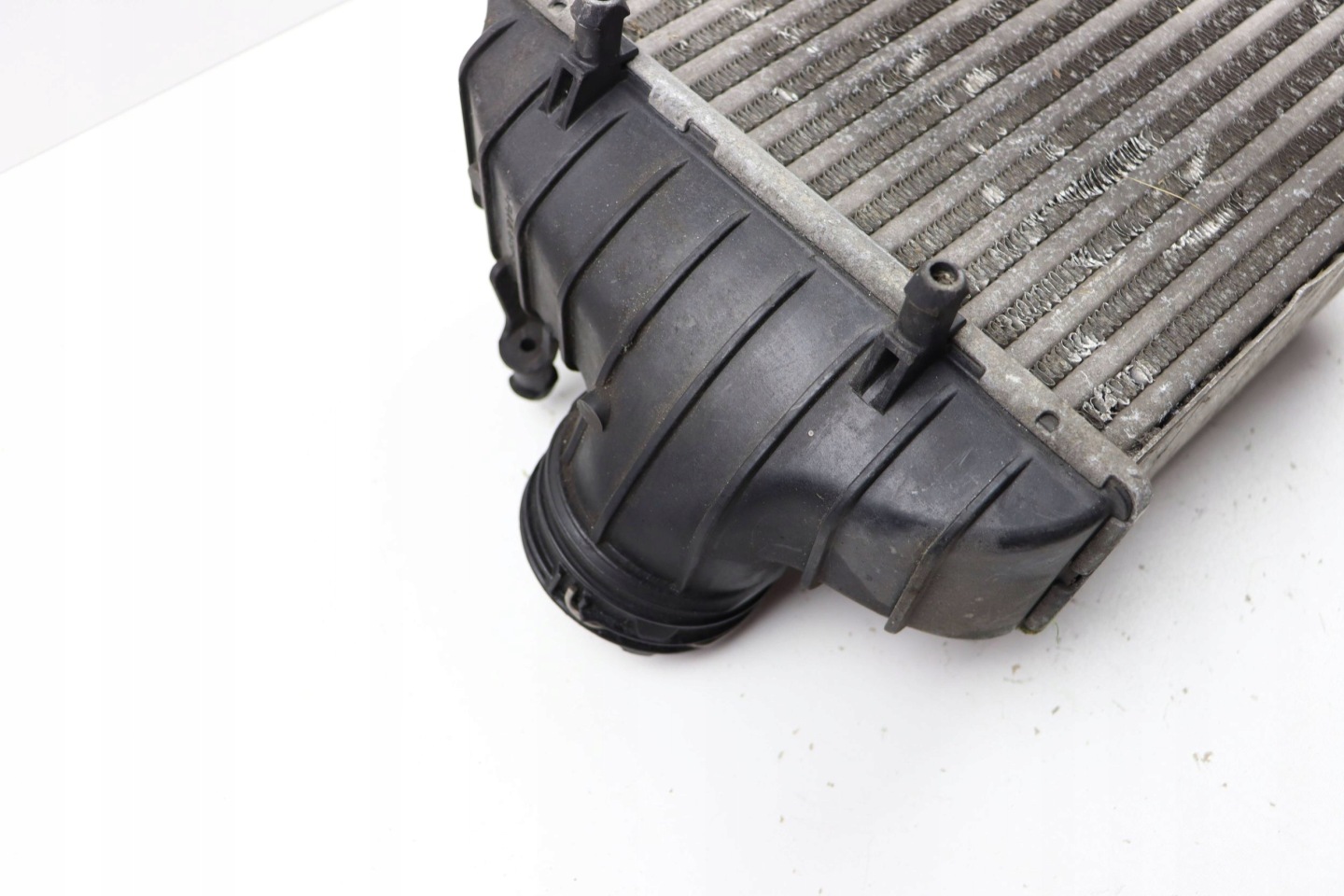 VW PASSAT B5 FL radiator air intercooler left 2.5 TDI 3B0145805J