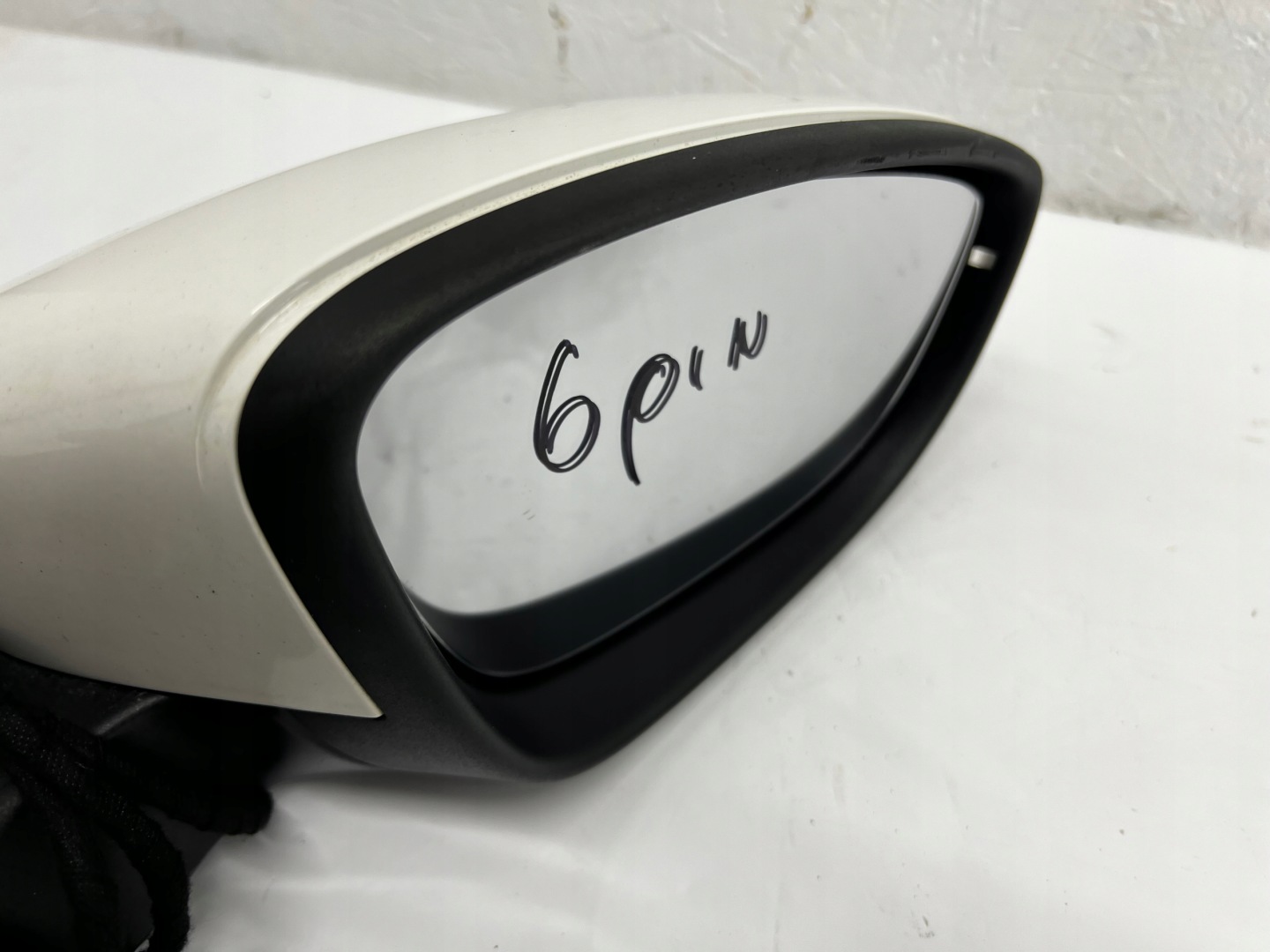 mirror right VW PASSAT B7 BIALE LB9A 6PIN EUROPA