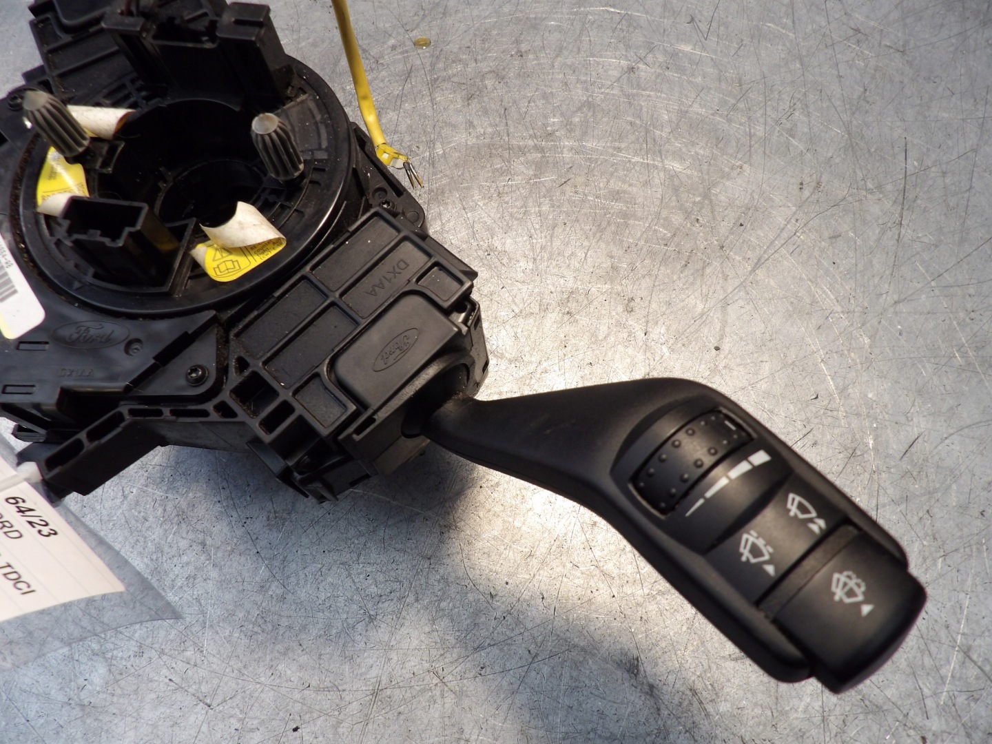 switch zespolo. Ford Focus MK2 4M5T-14A664-AB