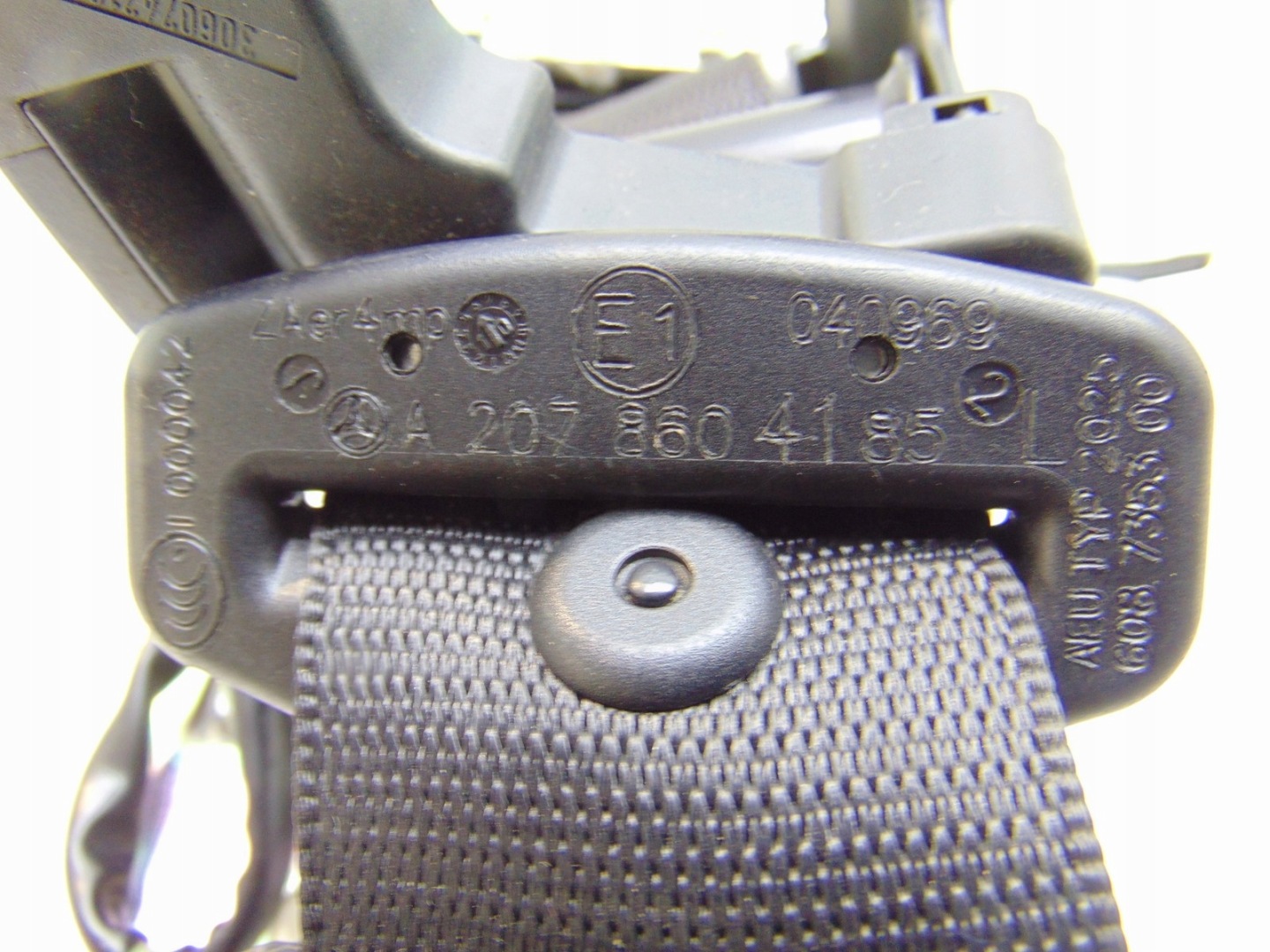 tension belt safety left front front MERCEDES E W207 COUPE A2078604185
