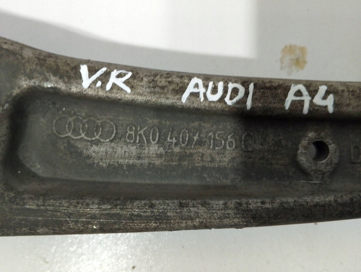 AUDI A4 B8 arm front front right aluminium 8K0407156C (Q451)
