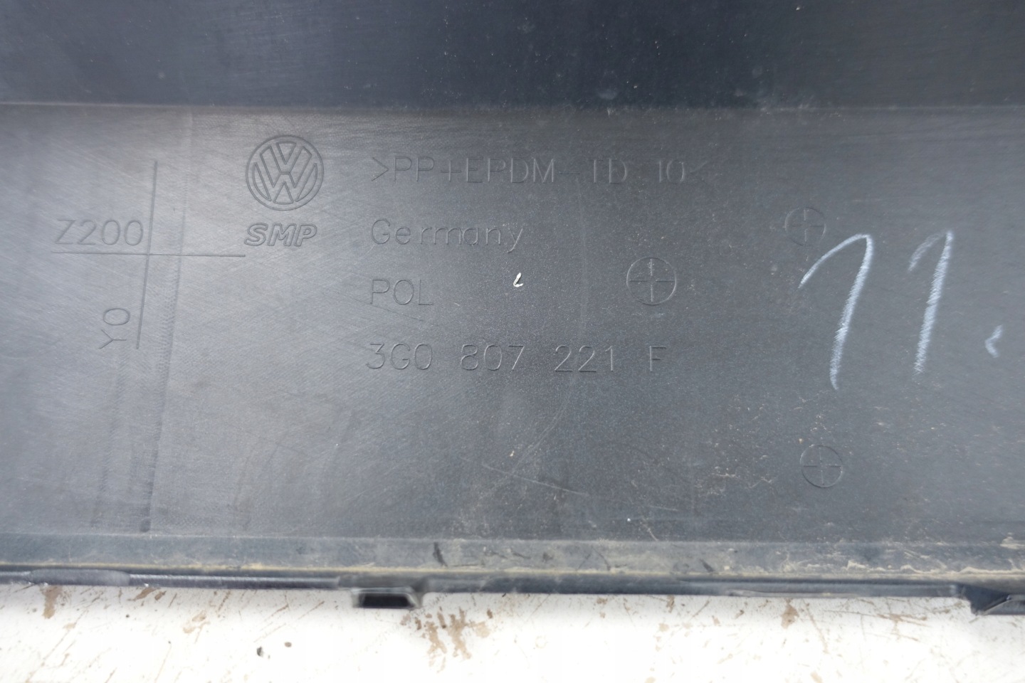 VW PASSAT B8 LIFT 2019- bumper front front 3G0807221F