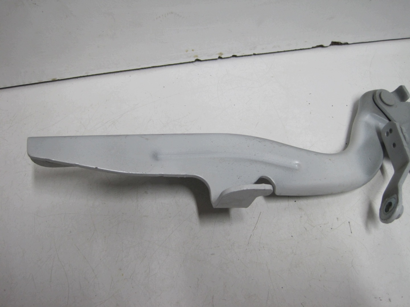hinge bonnets NISSAN JUKE F16 II left