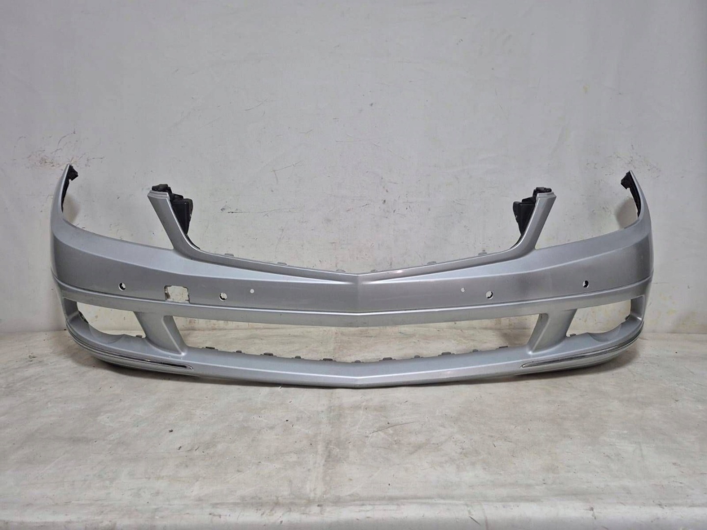 MERCEDES C-KLASA W204 07-10 bumper front front