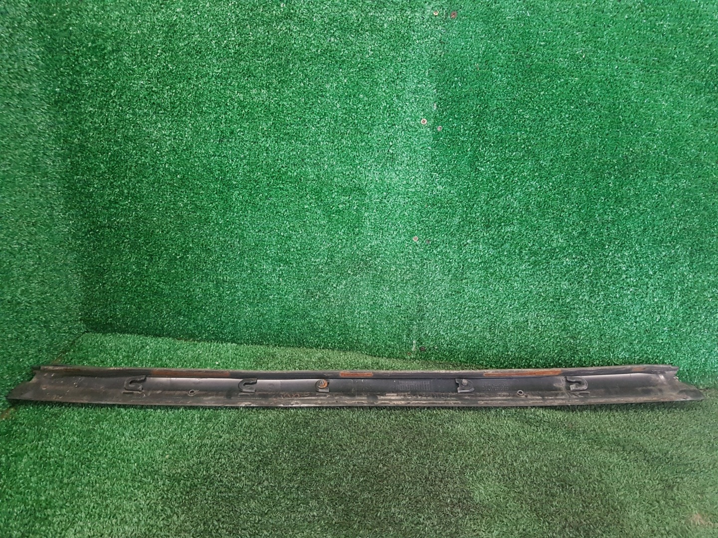 moulding windows central upper of the rear windows LAND ROVER FREELANDER