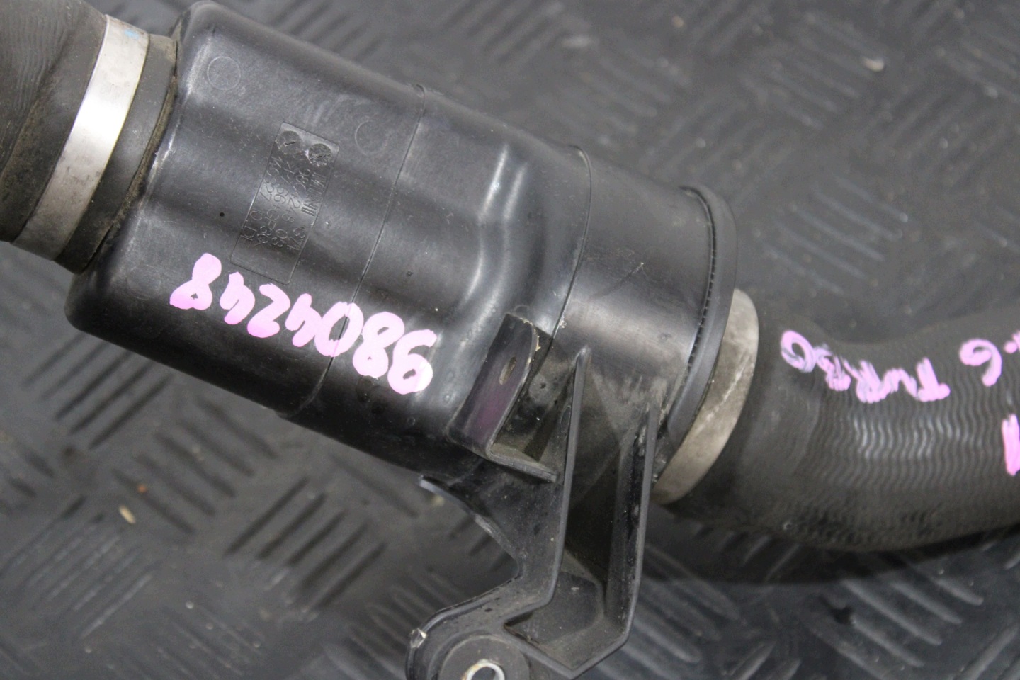 cijev prijenos interkulera 9804248 MINI PACEMAN S R61 S R60 S