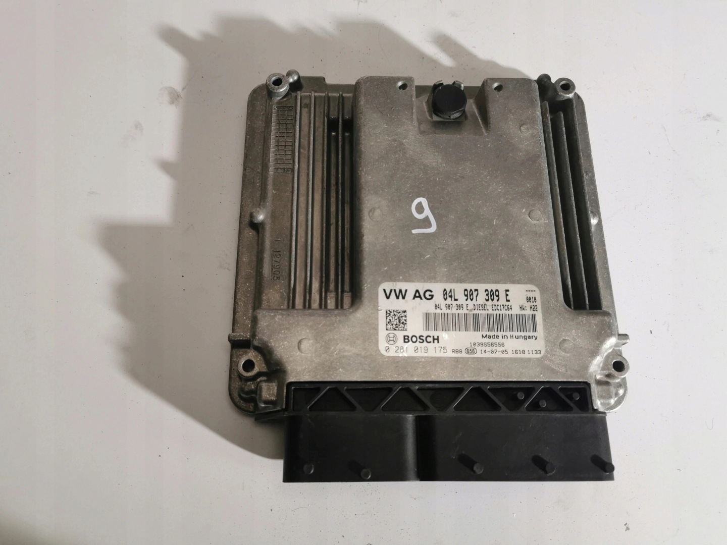 AUDI A3 1.6TDI 0281019175 04L907309E Computer ECU