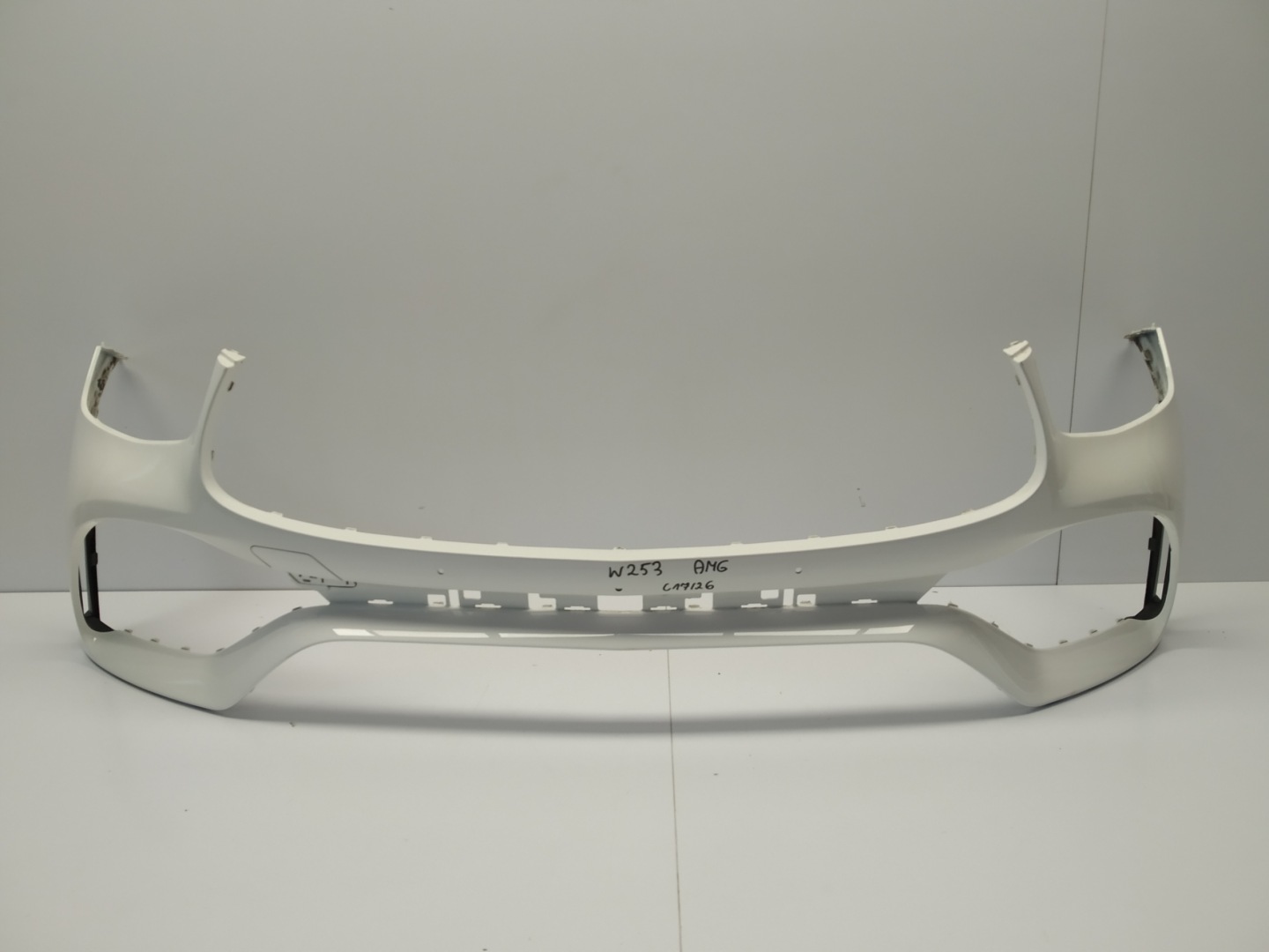 2019r- Mercedes GLC W253 lift AMG bumper front original Bialy