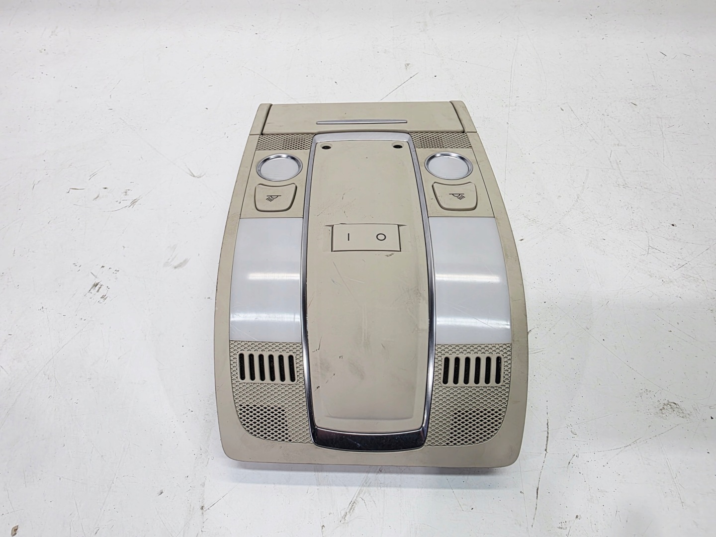 light OSWIETLENIE cabs AMBIENTE AUDI A6 C6 4F0947135BP U57