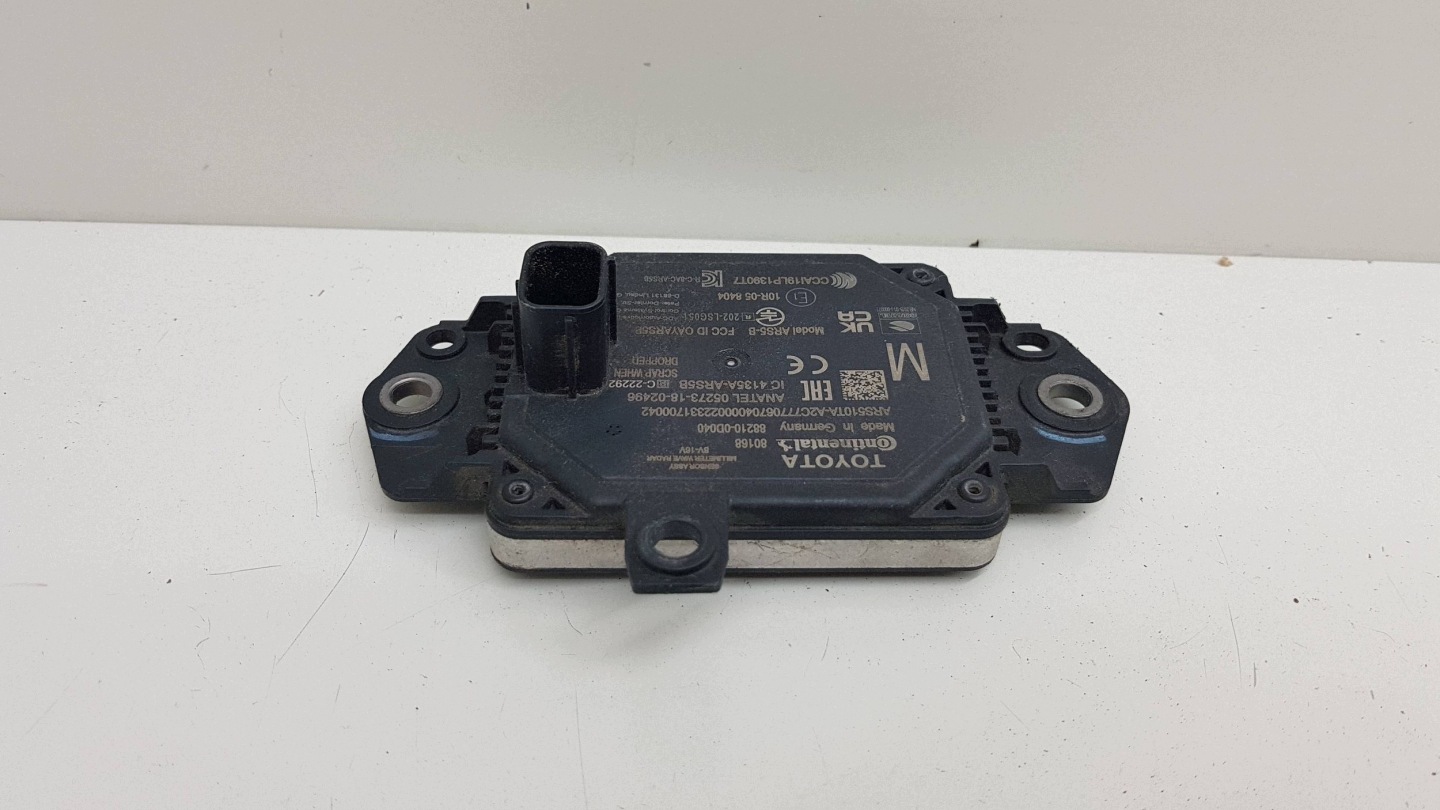 TOYOTA YARIS IV 20- RADAR SENSOR ACC DISTRONIC 88210-0D040