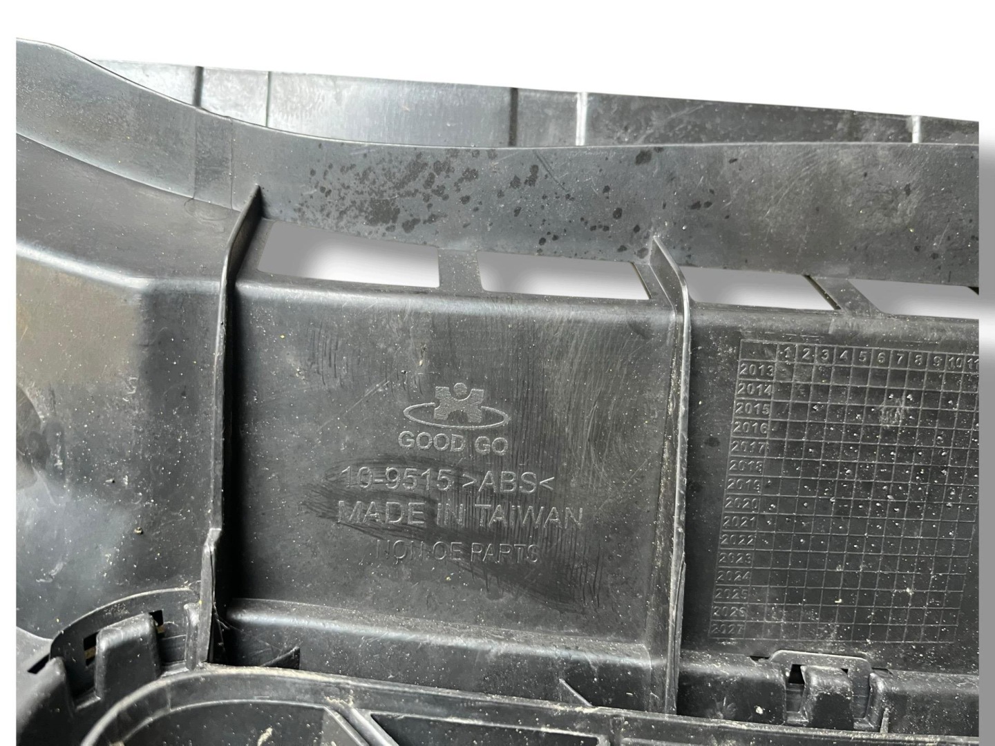 grille radiator Audi A3 8P 2nd facelift 2009 10-9515
