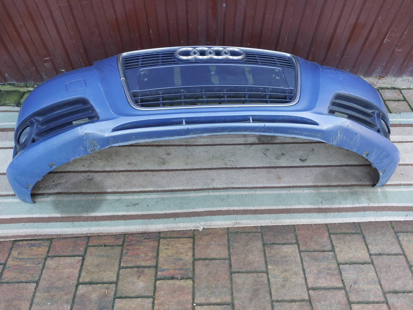 Stoßstange vorne AUDI A3 8P LIFT 08-12r grau