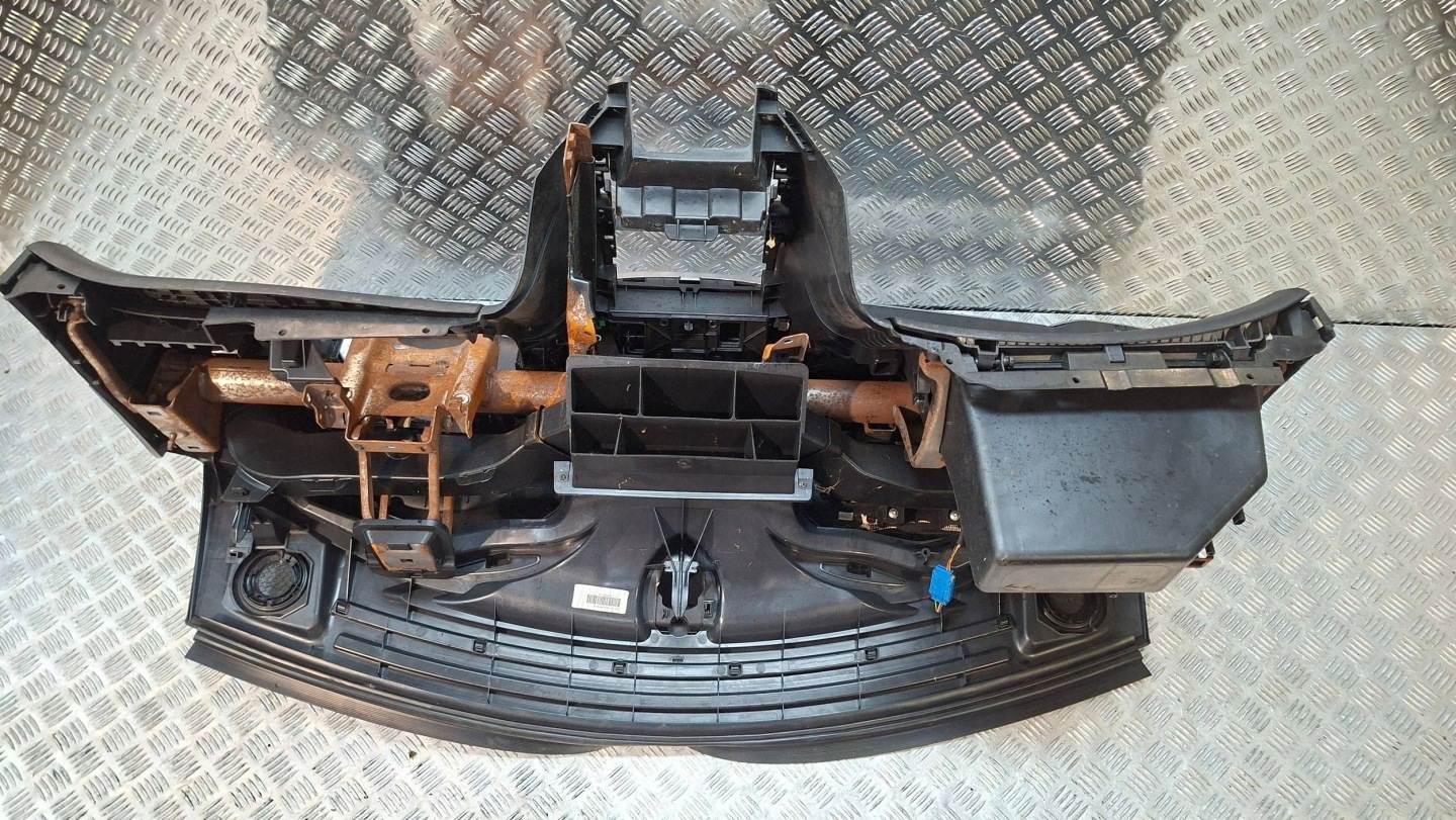 dashboard instrument panel CITROEN C3 II DS3 2009