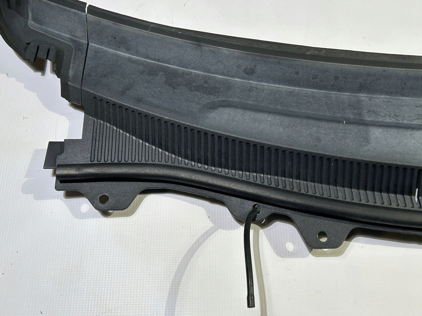 torpedo front front upper tension belt cover Ford Flex 2013