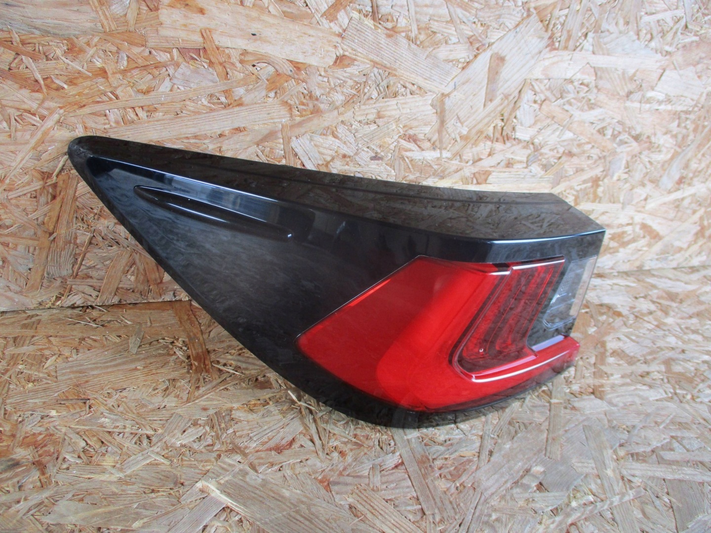 light rear part rear left LEXUS LBX