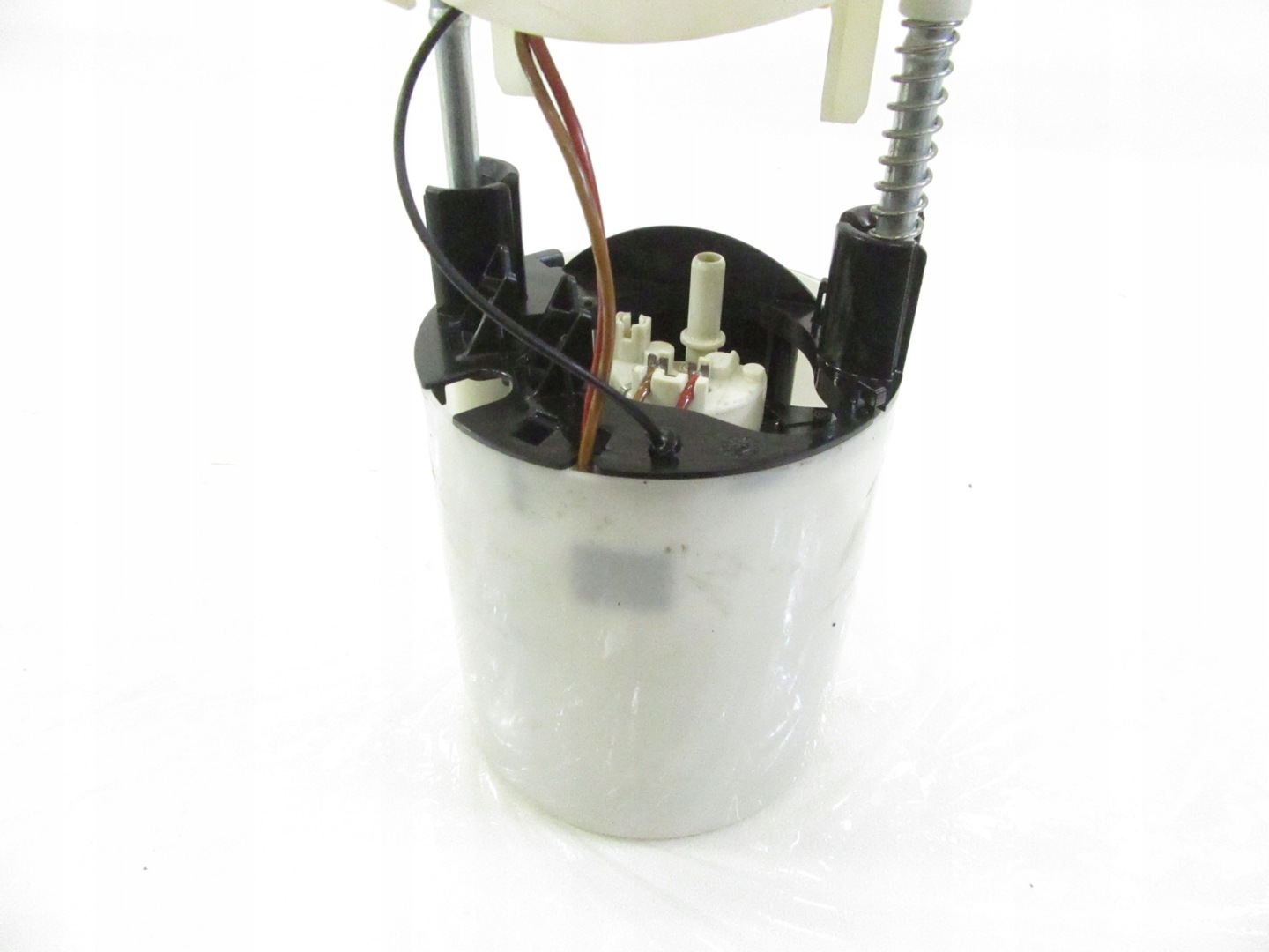 feed pump w tank BMW e81 e84 e87 e90 e91 e92 e93 N20 N43 N52 N53 N54