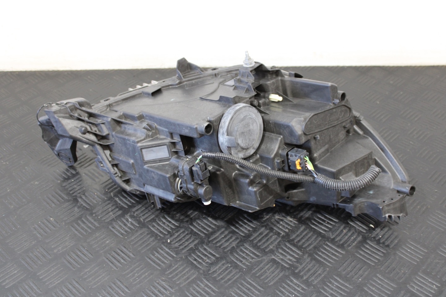 light left front LED 9833036380 PEUGEOT 208 II 2 1.2 THP
