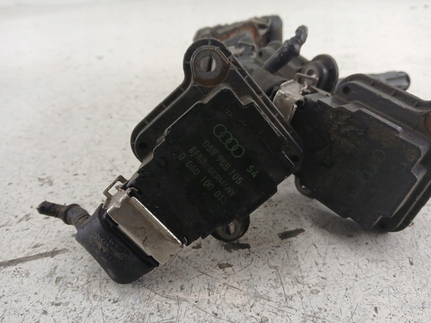 VW PASSAT B5 AUDI A6 C5 A4 B5 1.8 T coil ignition 058905105