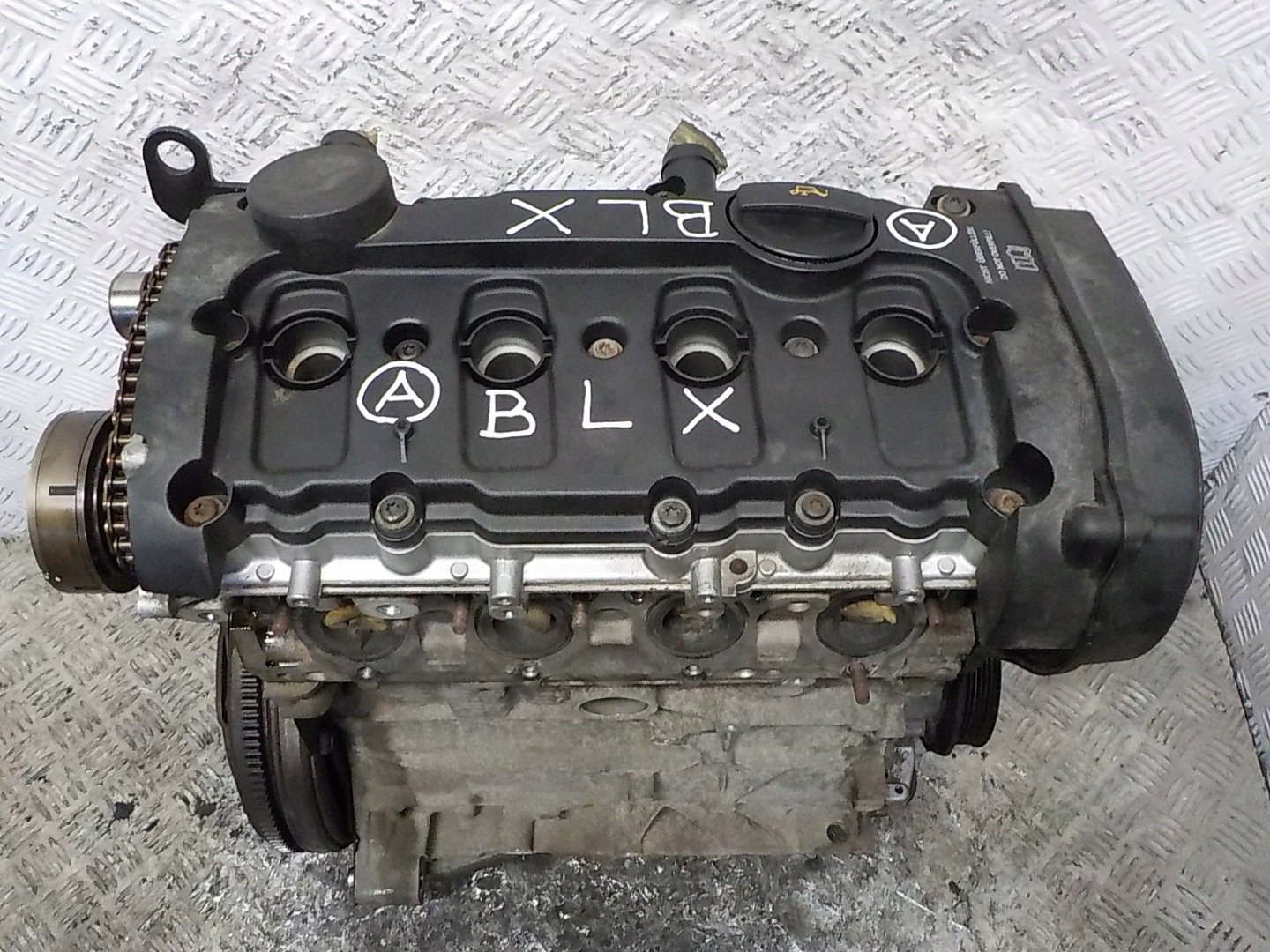 VW TOURAN GOLF V AUDI A3 2.0 FSI 150 KM engine BLX