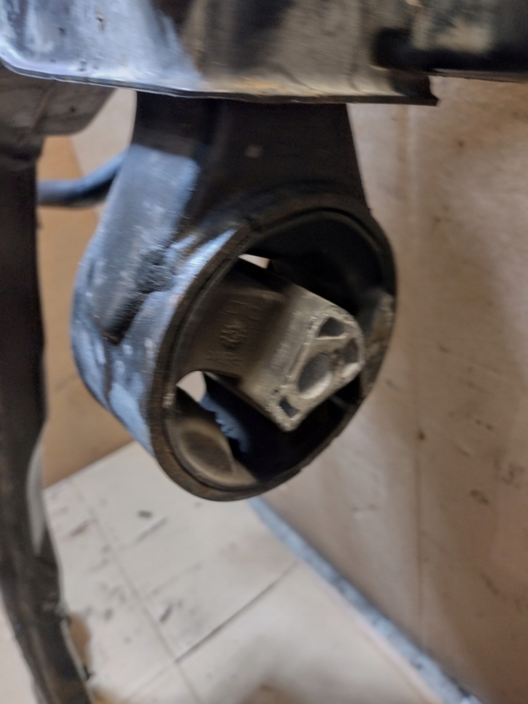 subframe axle beam front Opel Astra J IV 1,7CDTi 367973422