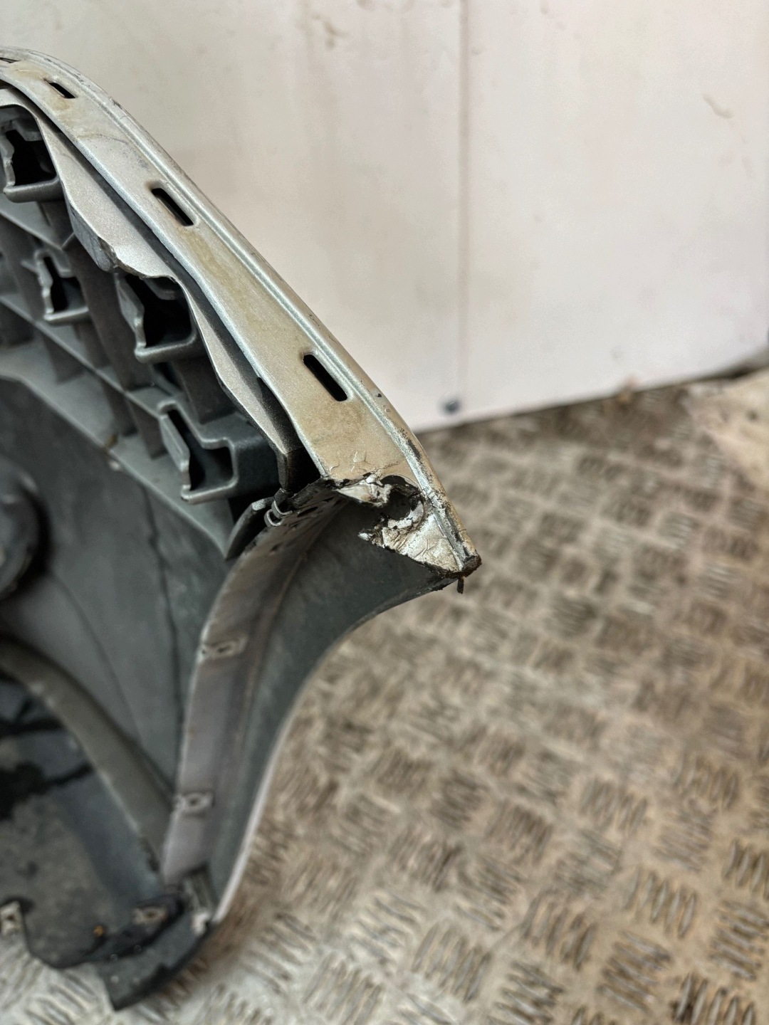 nárazník předek přední VW POLO LIFT 05