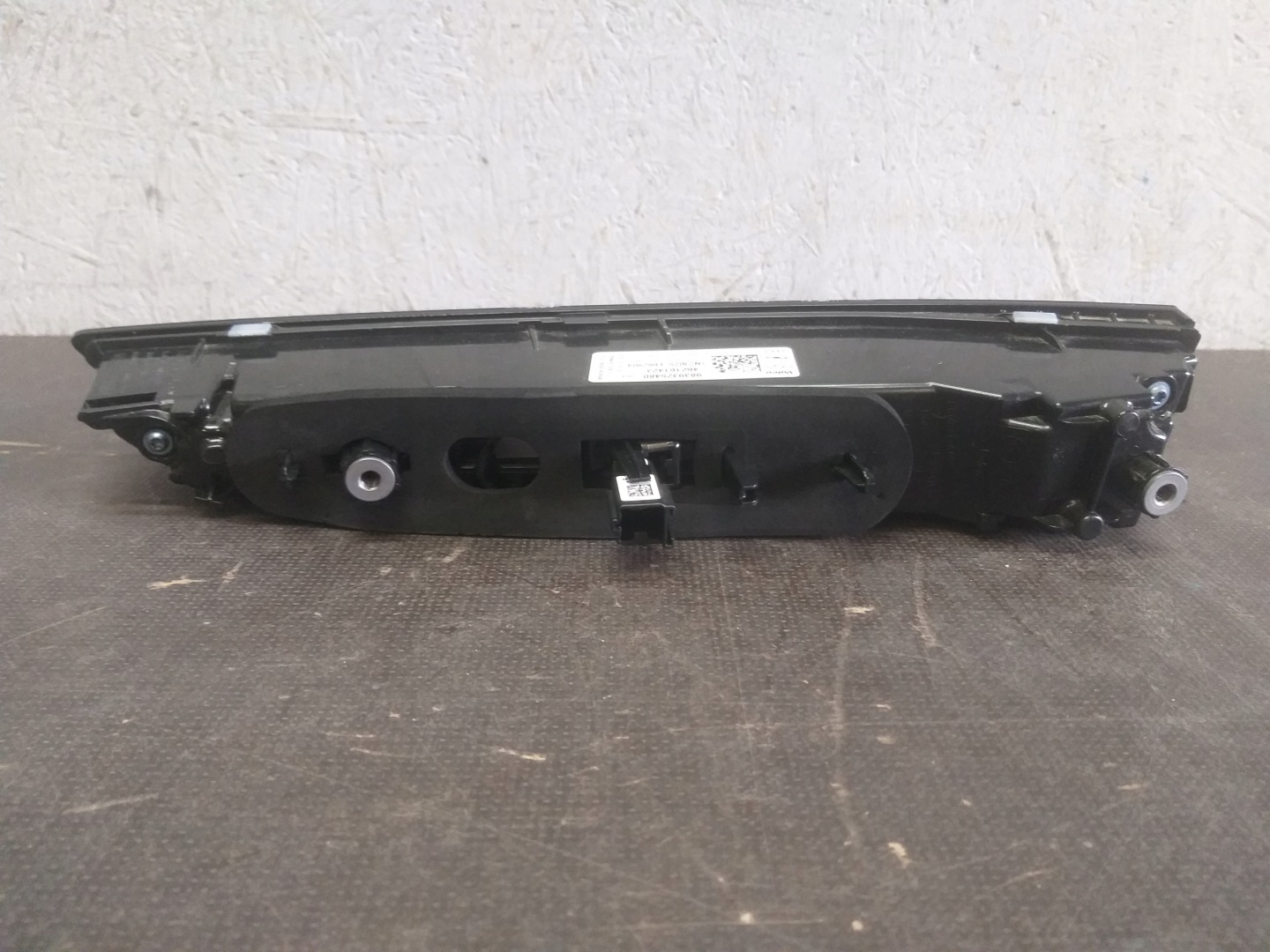 LIGHT REAR PART LEFT OPEL ASTRA L VI 6 LED 462161423