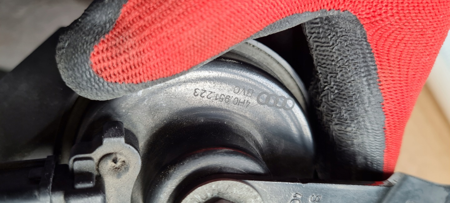 S6 C7 A6 4G KLAKSON SYGNAL left front 4H0951223 A7 4G S7