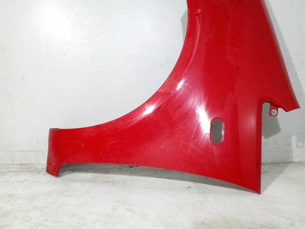 Ford Focus C max and lift fender left