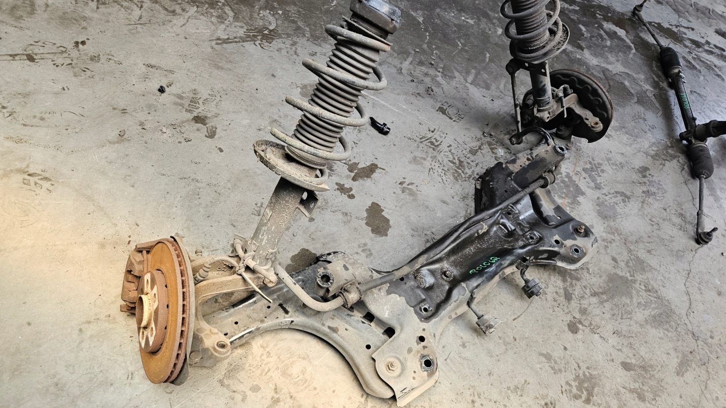 VW POLO 6R0 Pont essieu Essieu Bras Complets Avant Suspension
