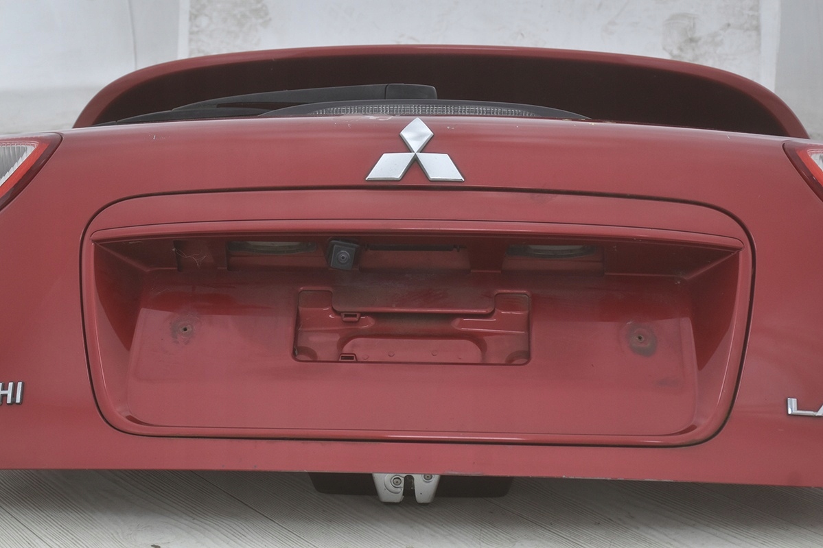 boot doors * rear part MITSUBISHI LANCER VIII 8 HB + KAMERA P26